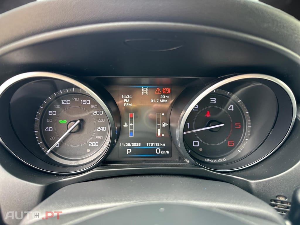Jaguar XE 2.0 D Prestige Aut.