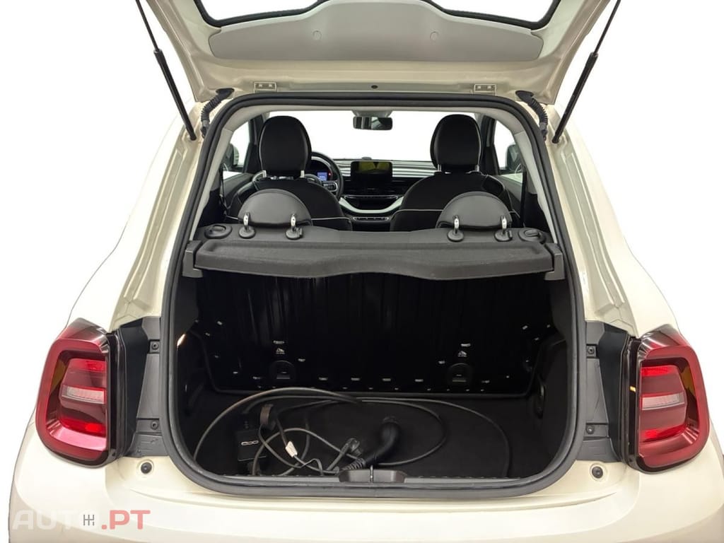 Fiat 500e Action Plus