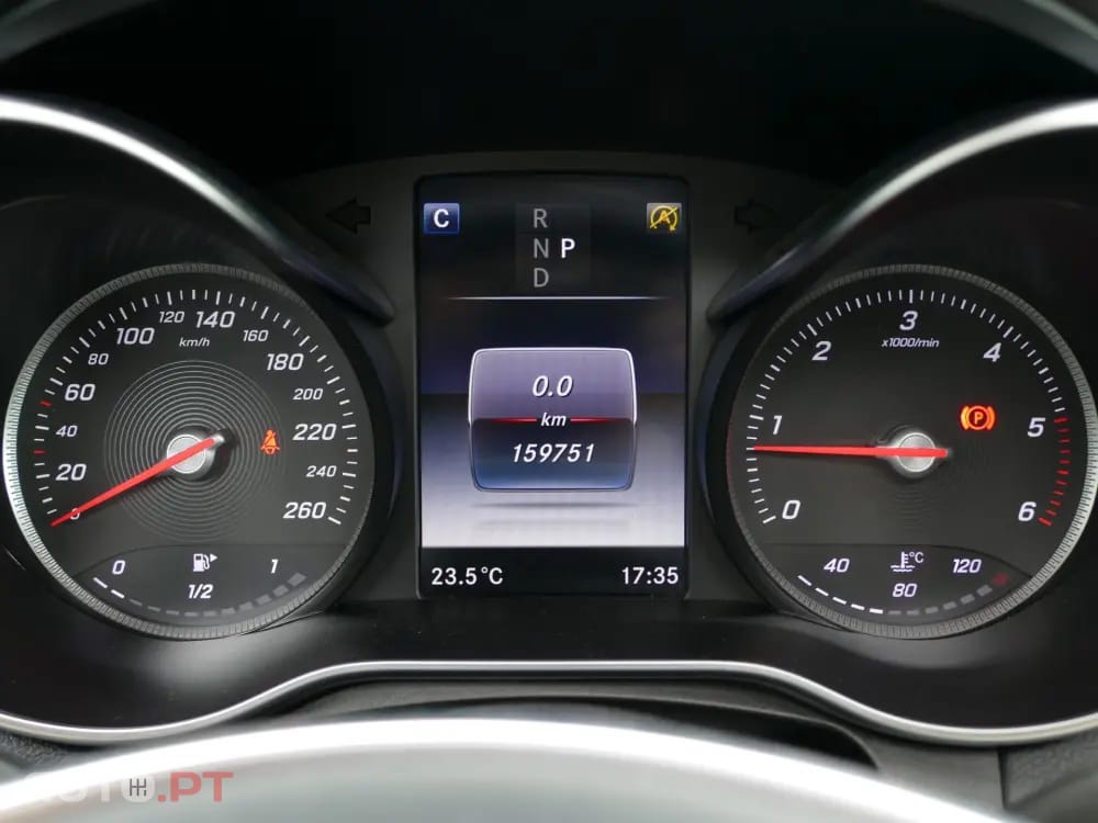 Mercedes-Benz GLC 220 d 4Matic 9G-TRONIC AMG Line