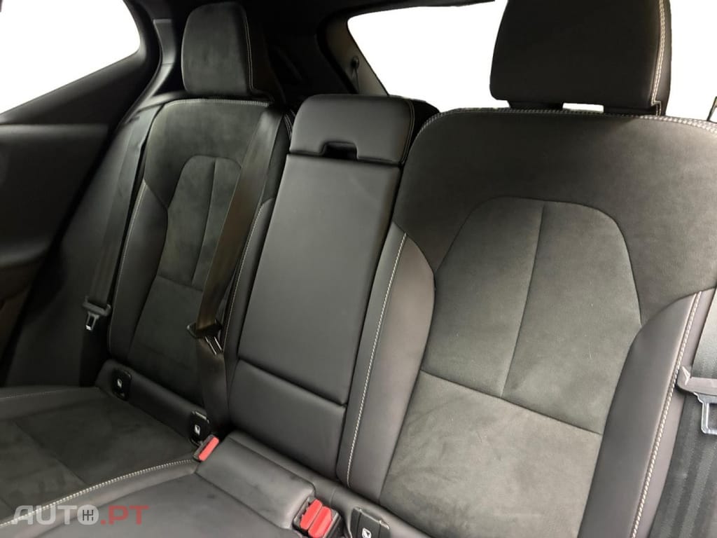 Volvo XC40 1.5 T5 PHEV Ultimate DCT