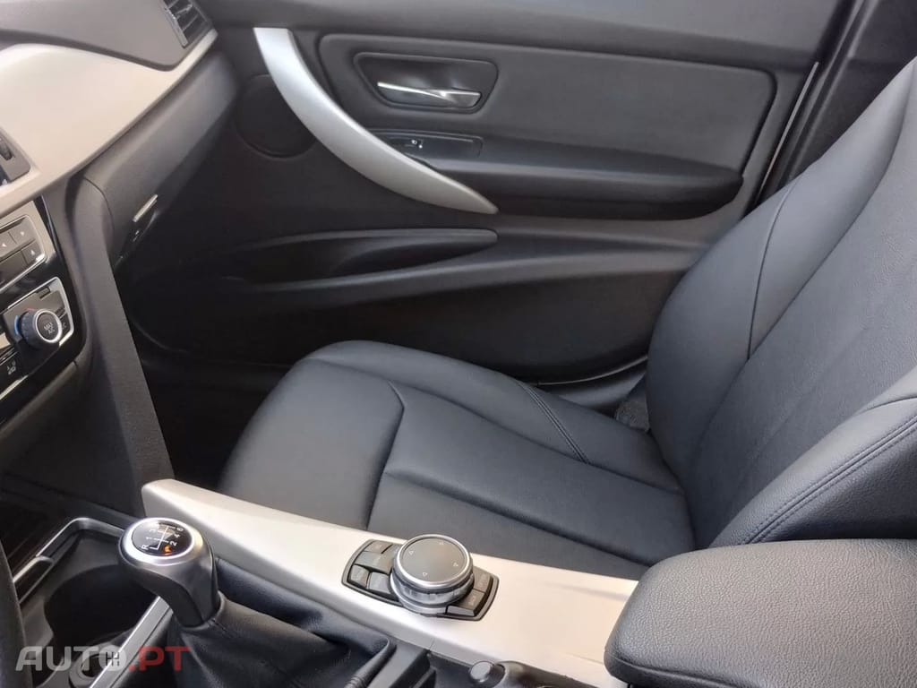 BMW 320 d Touring EfficientDynamics Line Luxury