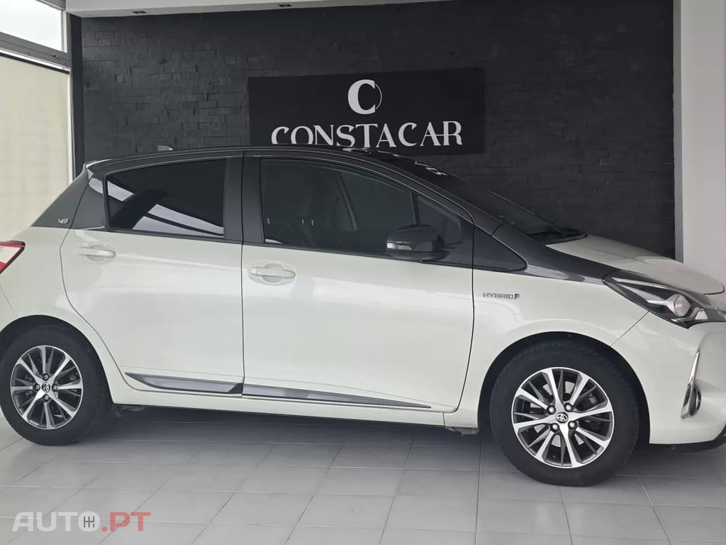 Toyota Yaris 1.5 HSD 20 Anos
