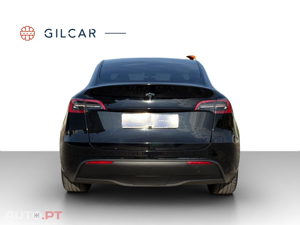 Tesla Model Y Standard RWD