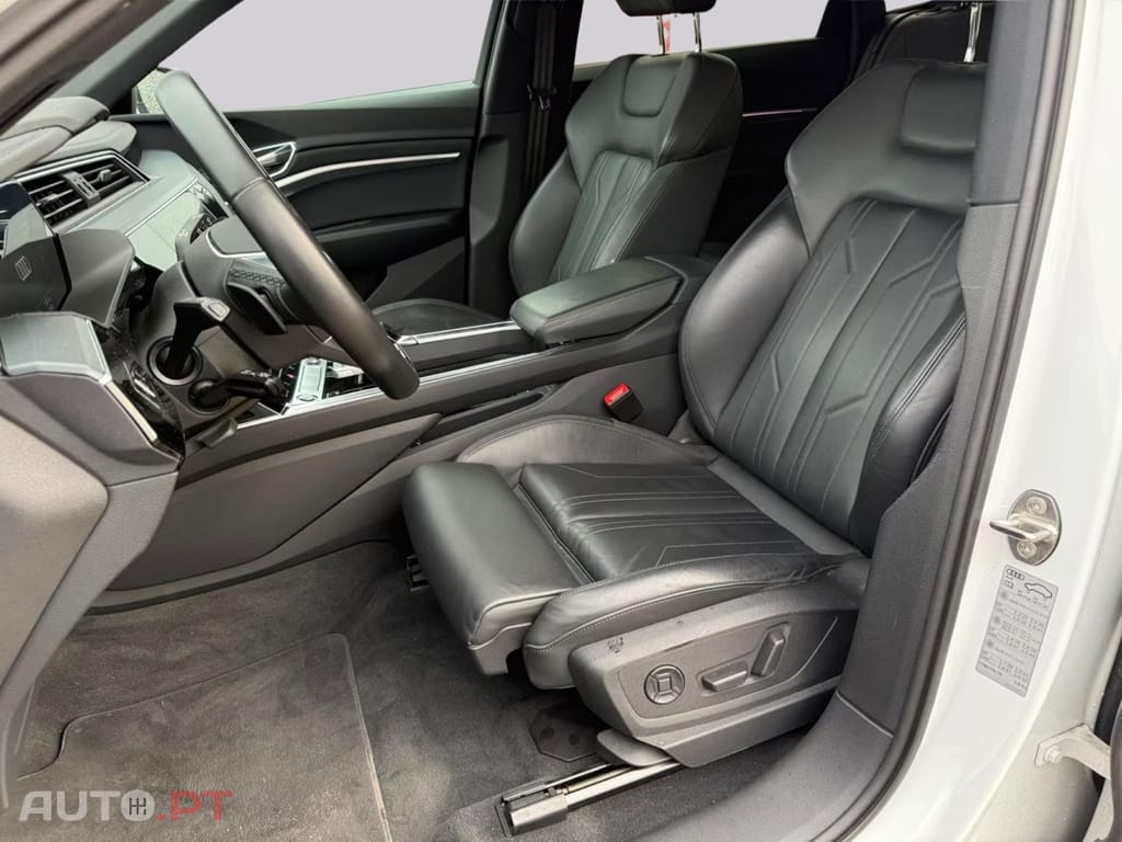 Audi E-Tron 50 Quattro S Line I.V.A DEDUTIVEL 