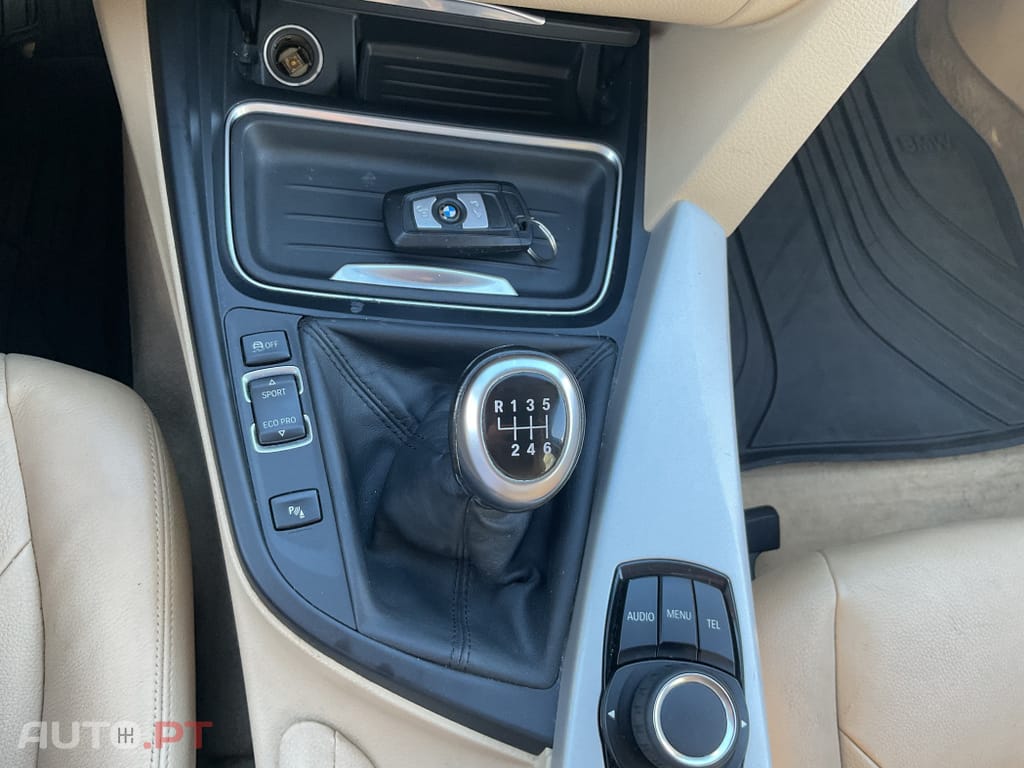 BMW 318 d Touring Line Sport