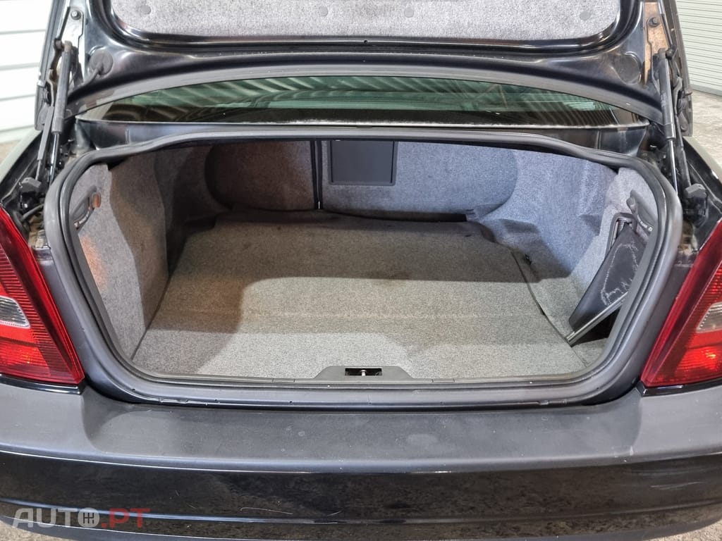 Volvo S80 2.0 T5