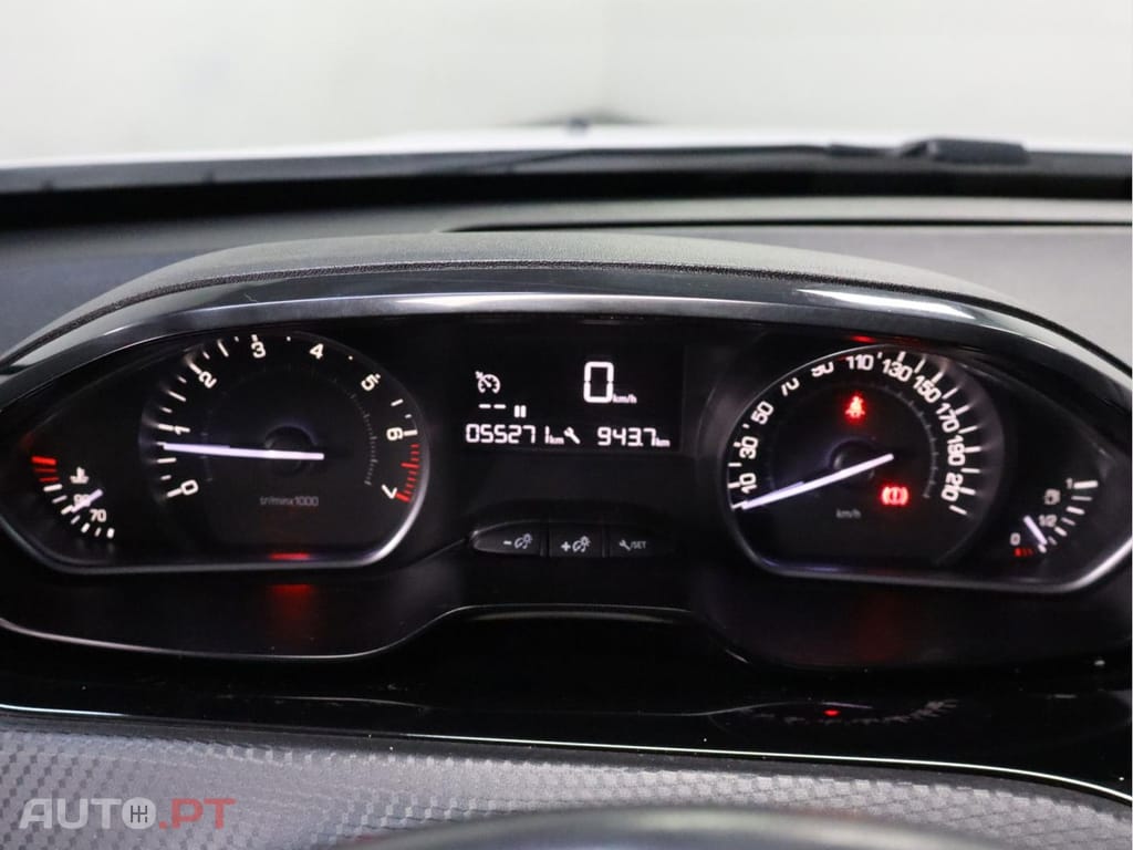 Peugeot 2008  1.2 PureTech Style