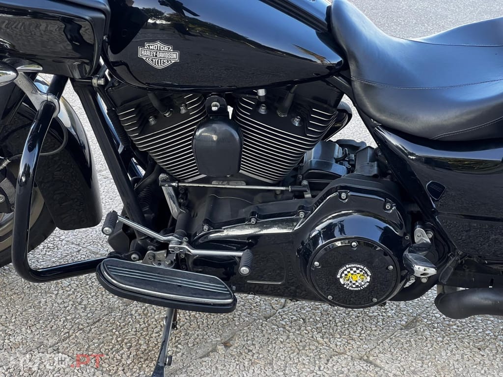 Harley Davidson Road road glade