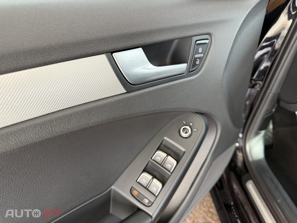 Audi A4 Avant 2.0 TDI Business Line S-line