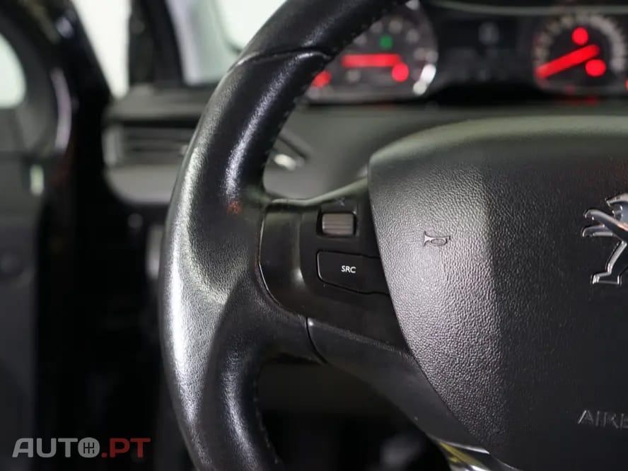 Peugeot 208 1.2 PureTech Style