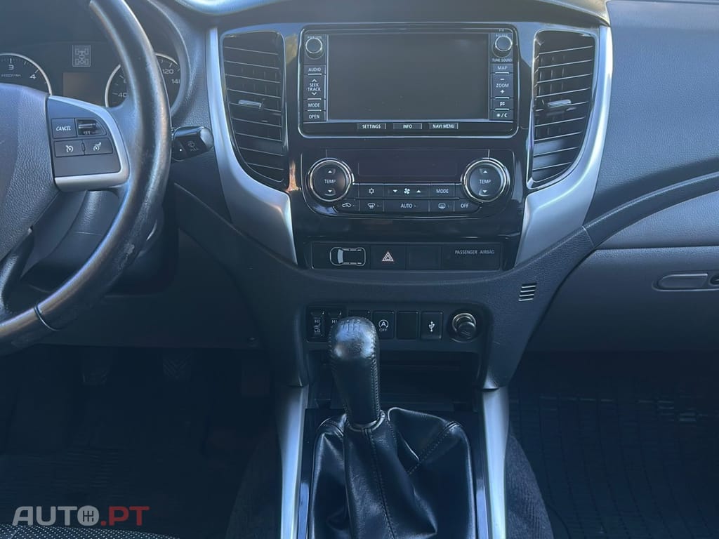 Mitsubishi L200 2.4 DI-D CD Instyle Strakar 4WD