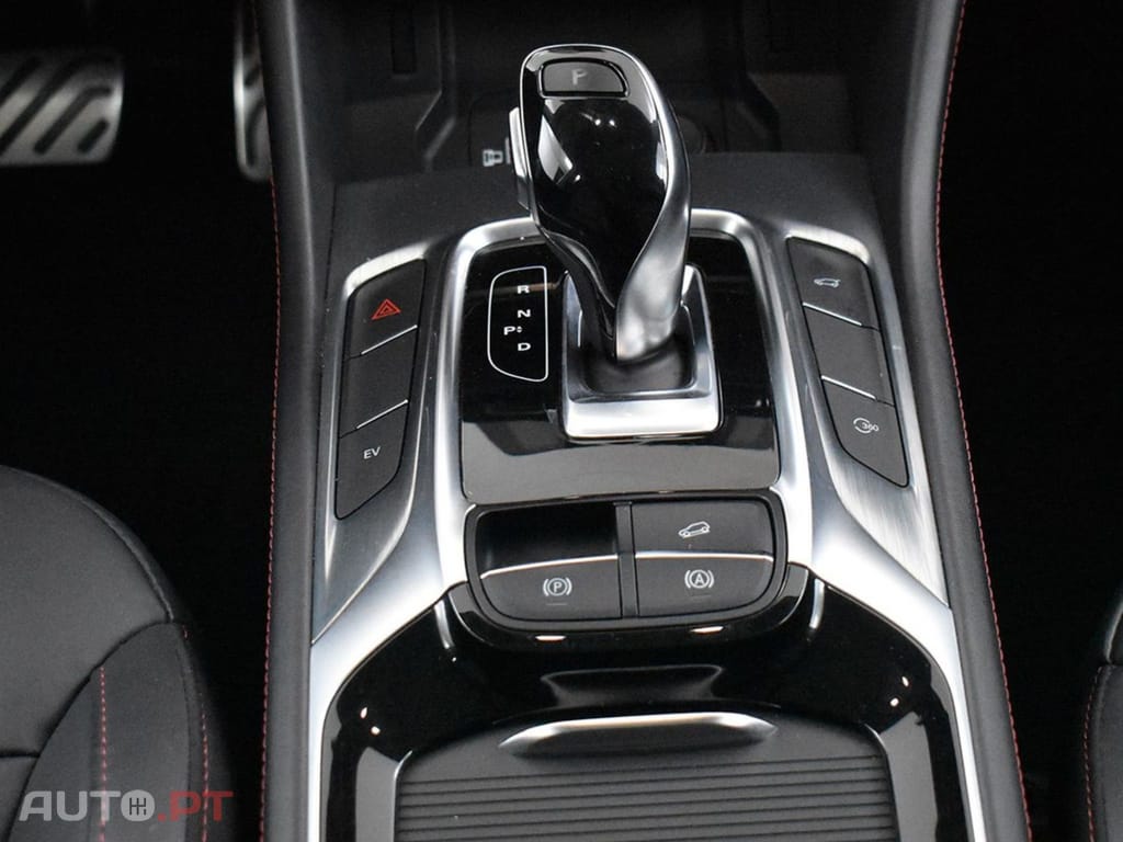 MG EHS I.V.A DEDUTIVEL PHEV 1.5 T-GDI Luxury 