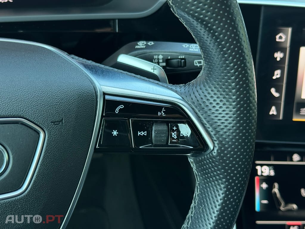 Audi E-Tron 55 quattro S line