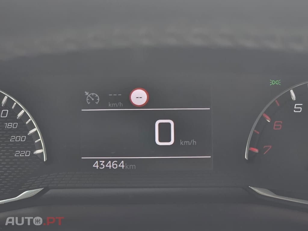 Peugeot 2008 PureTech 100 Active