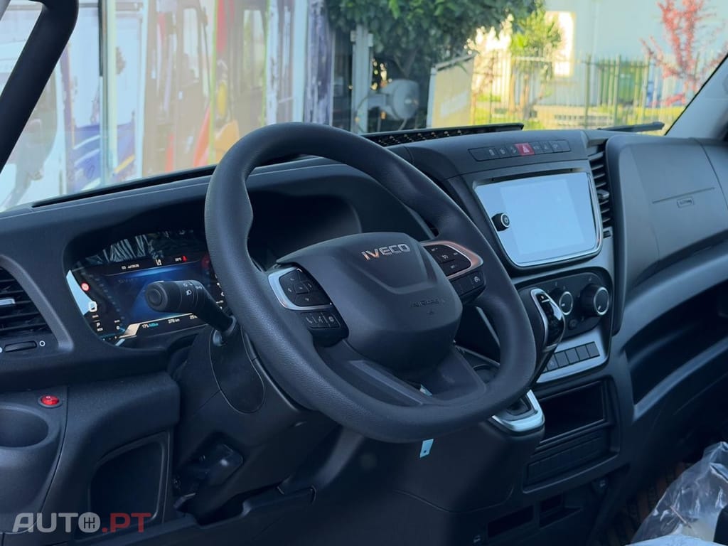 Iveco Daily 3.0 - 180 CAVALOS CONTENTOR
