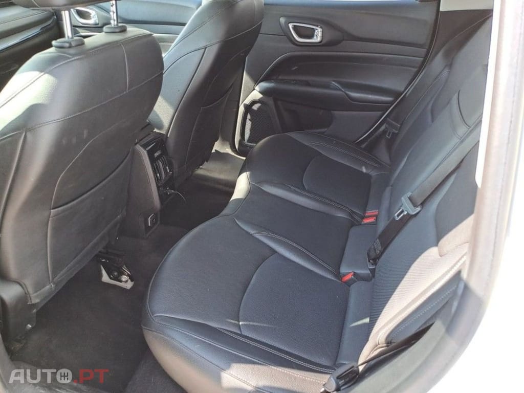 Jeep Compass 4xe AWD I.V.A DEDUTIVEL