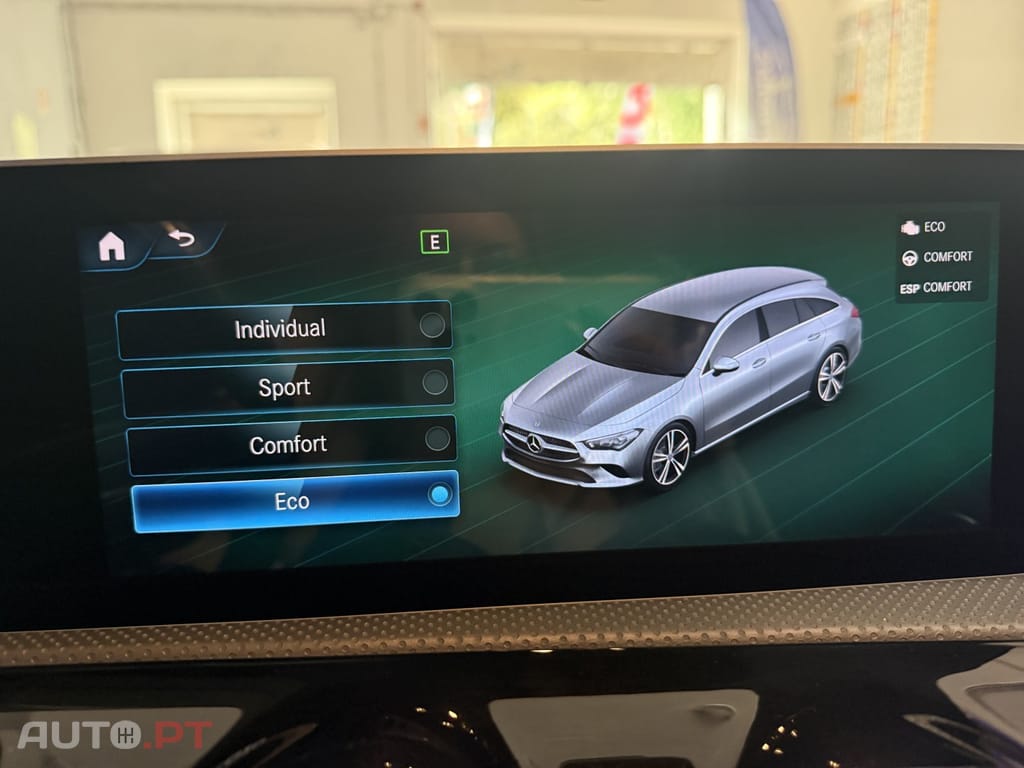 Mercedes-Benz CLA 180 d Shooting Brake AMG Line Aut.