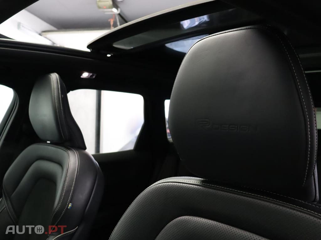 Volvo XC60 2.0 T8 Phev R-Design 