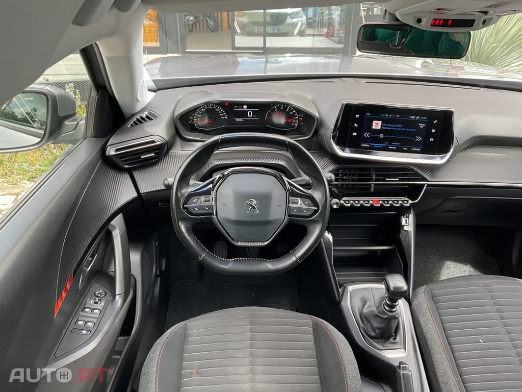 Peugeot 2008 1.2 PureTech Active Pack