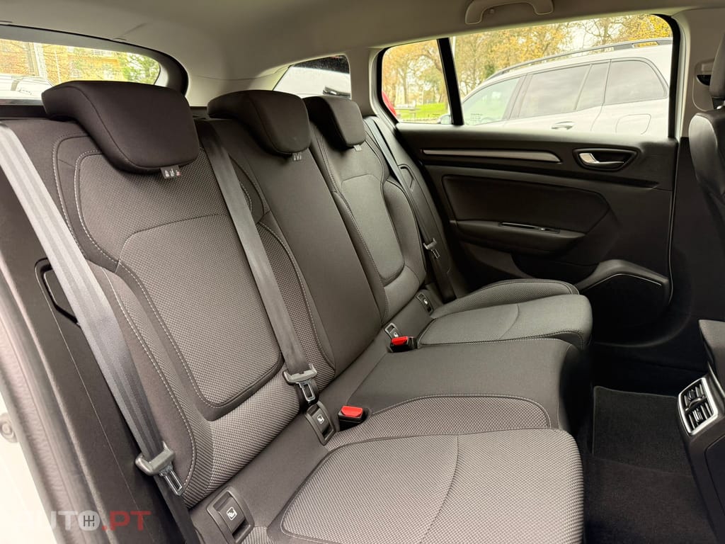 Renault Mégane Sport Tourer 1.5 Blue dCi Equilibre EDC