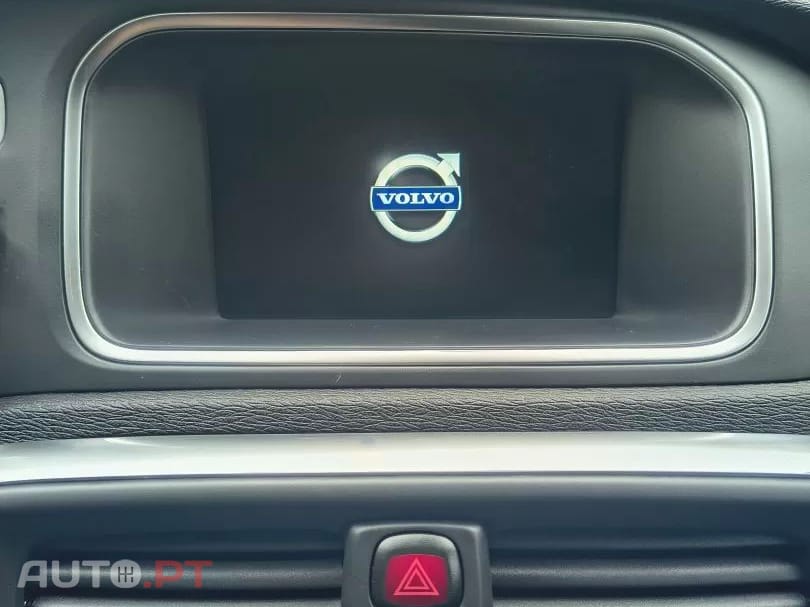 Volvo V40 Cross Country D2 You