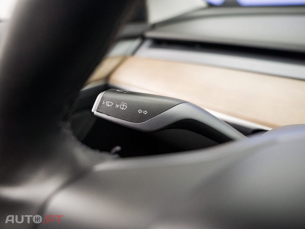 Tesla Model 3 Long Range Tração Integral