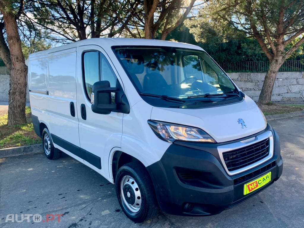 Peugeot Boxer 2.0 BlueHDi 333 L2H2 Pro