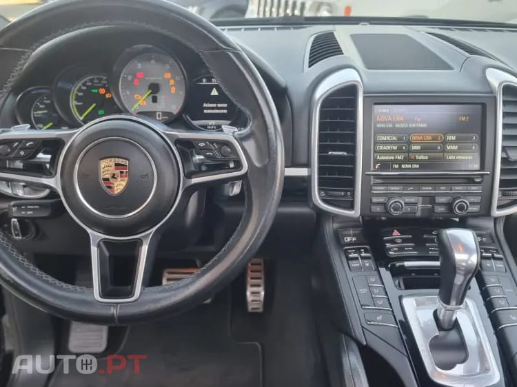 Porsche Cayenne S E-Hybrid