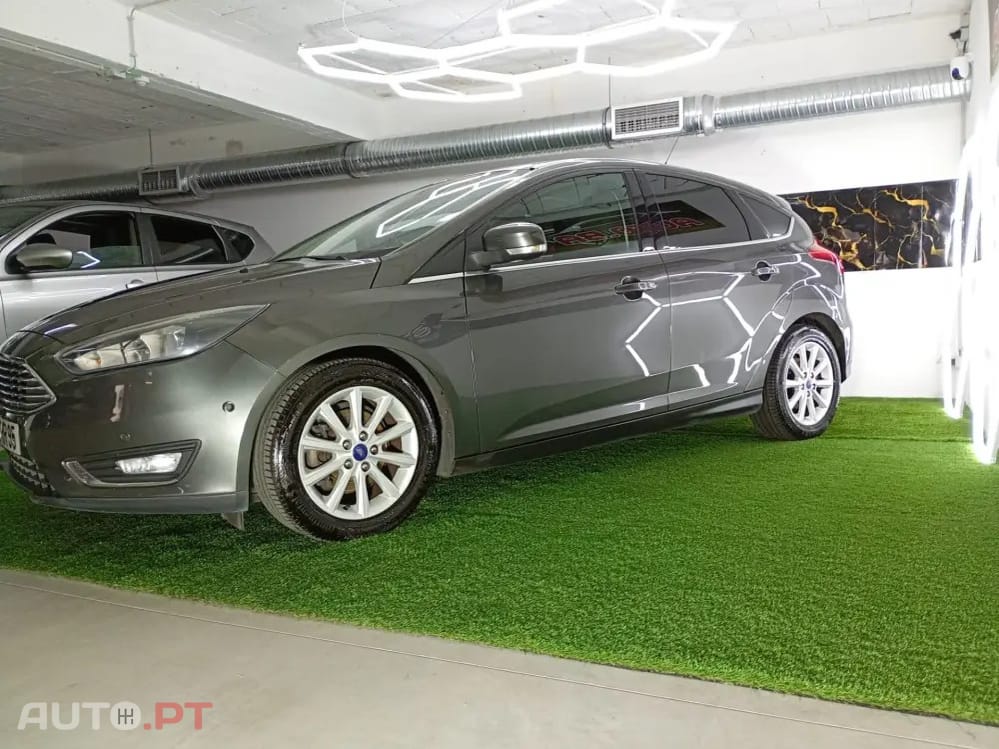 Ford Focus 1.0 SCTi ST-Line