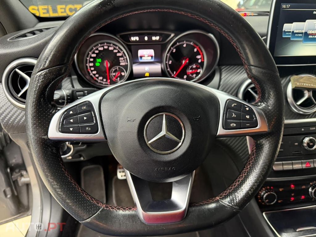Mercedes-Benz A 180 d AMG Line