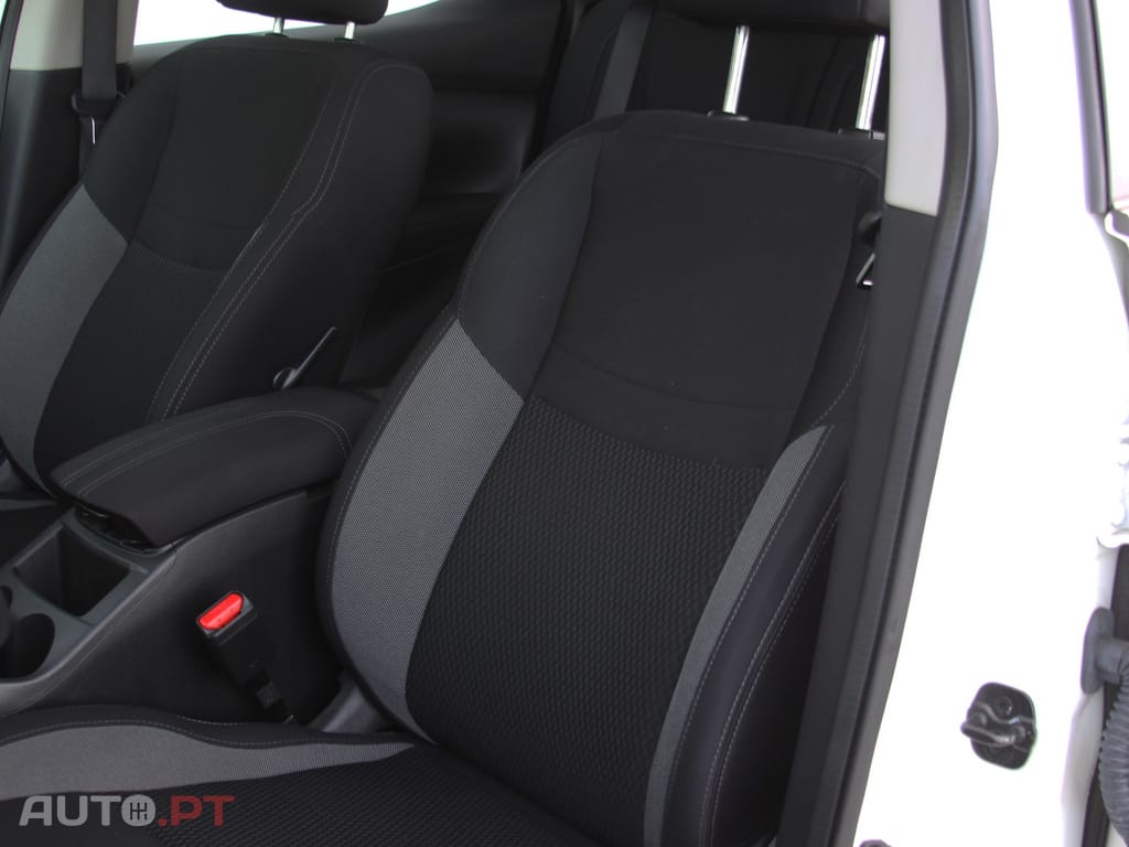 Nissan Qashqai Outro