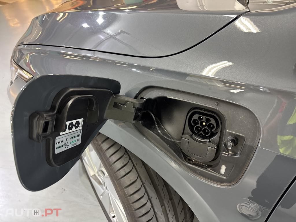 Volkswagen Golf 1.5 TSI e-Hybrid Life DSG