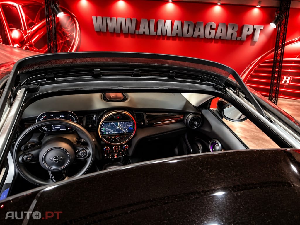 MINI Cooper Cooper Camden Edition Auto