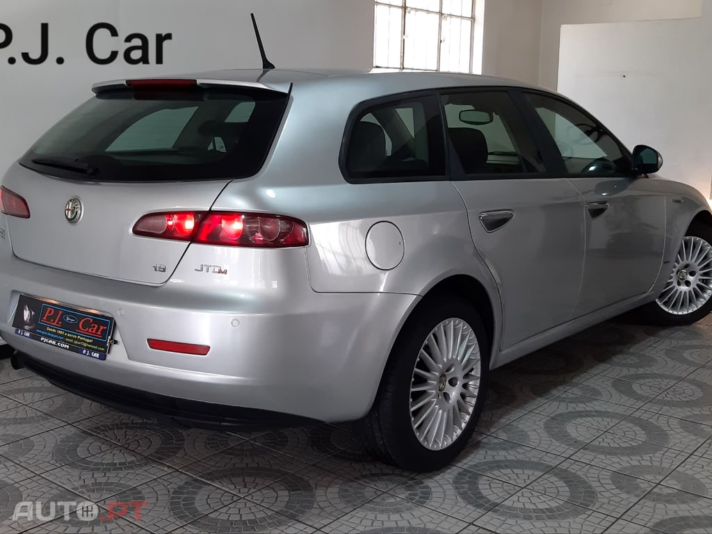 Alfa Romeo 159 Sportwagon Elegante 1.9 JTDm 150 CV