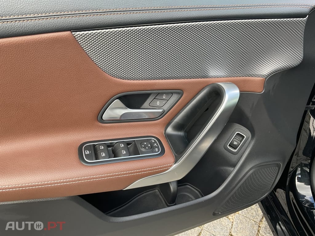 Mercedes-Benz CLA 180 d Business Solutions