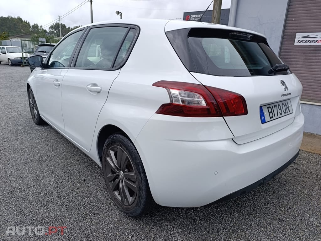 Peugeot 308 1.6 BlueHDi Business Line