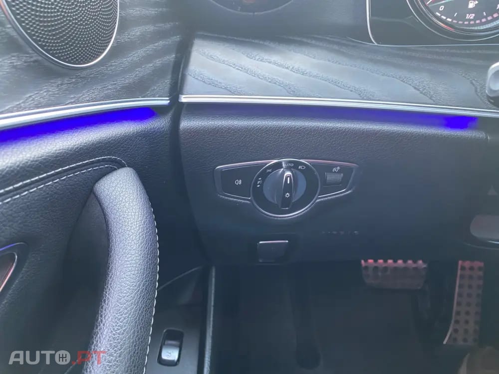 Mercedes-Benz E 220 d AMG Line