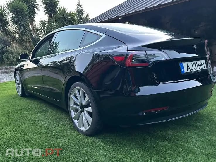 Tesla Model 3 Long Range AWD Dual Motor