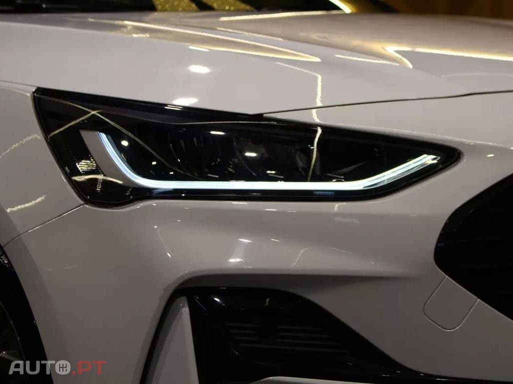 Ford Focus SW 1.5 TDCi EcoBlue ST-Line X