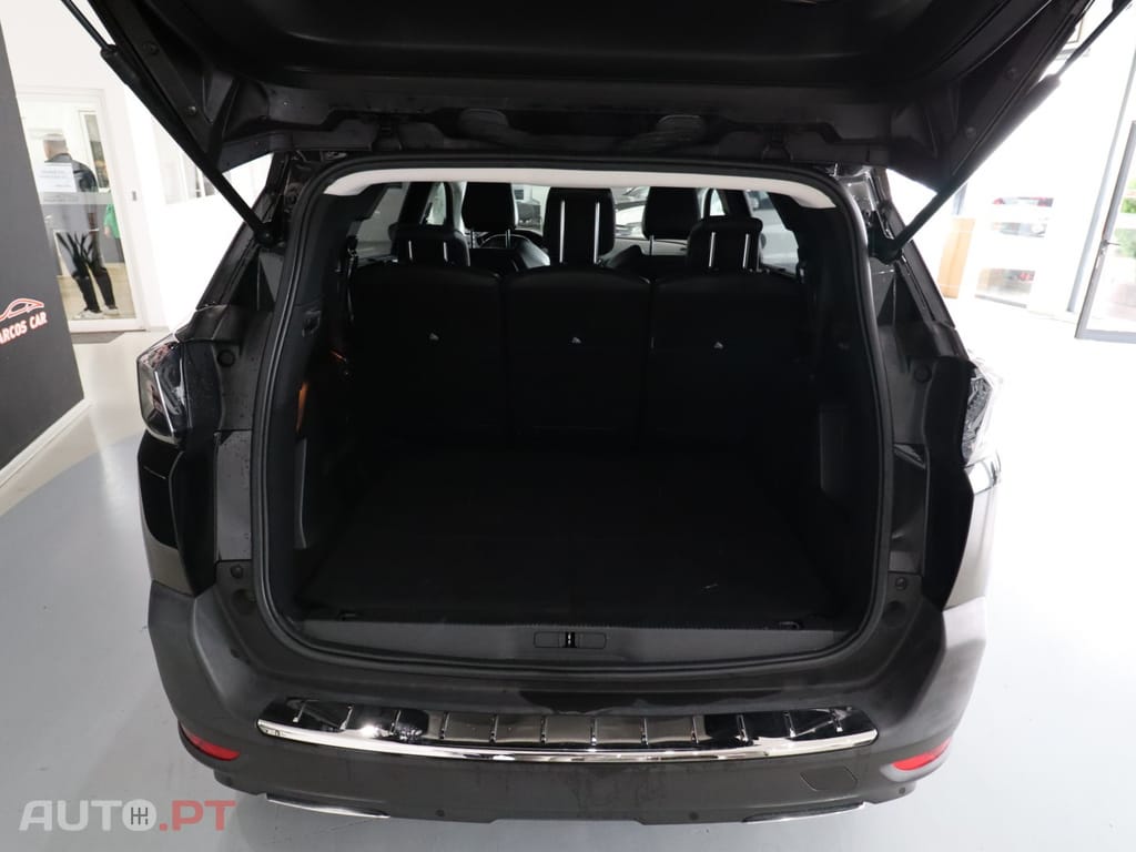 Peugeot 5008 1.5 BlueHDi Allure EAT8