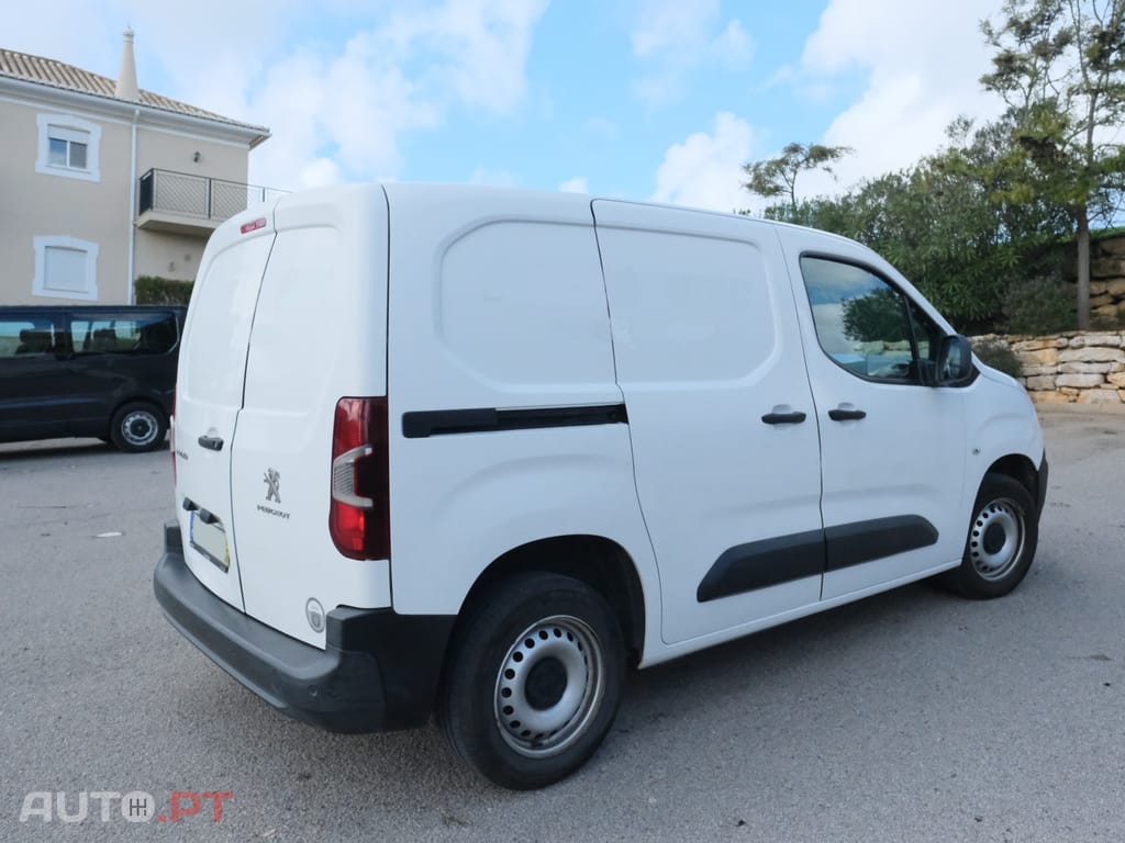 Peugeot Partner 1.6 BlueHDi L1 Asphalt