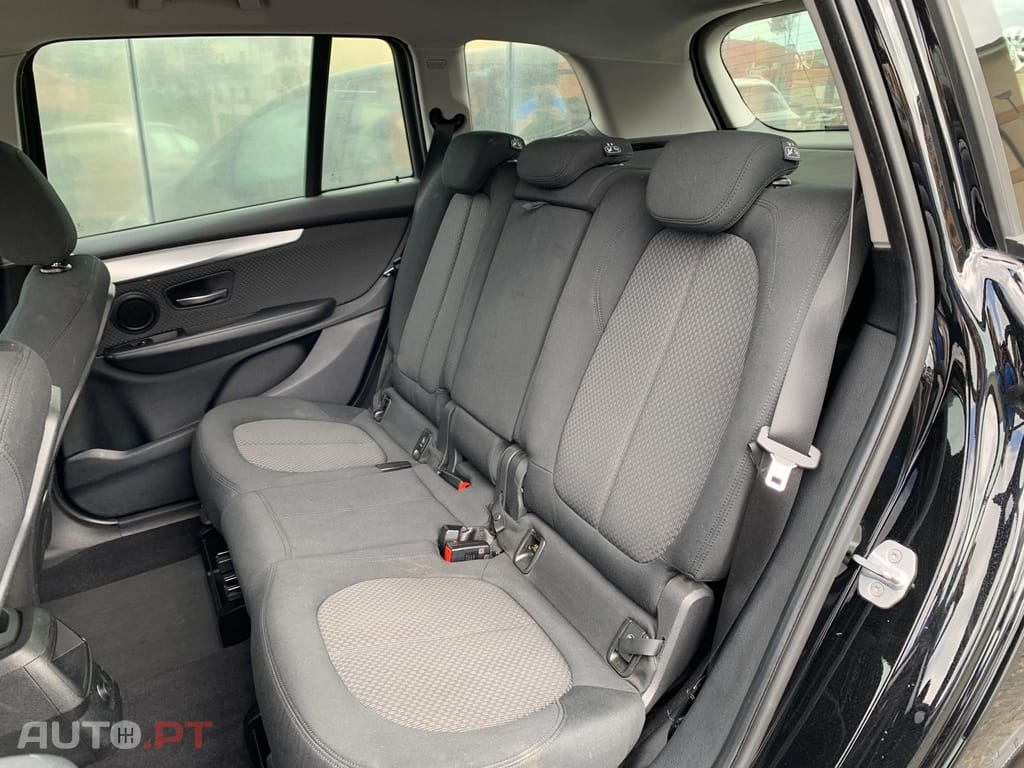 BMW 216 d Advantage Auto