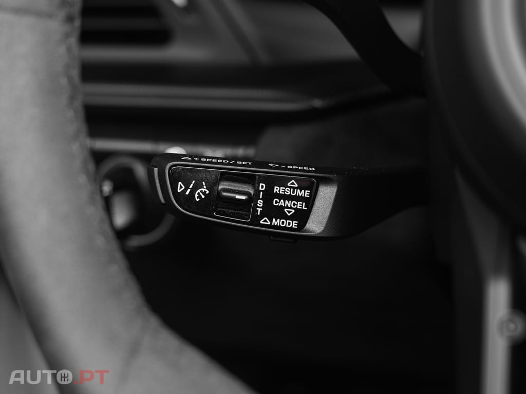 Porsche 992 Carrera 4 GTS PDK