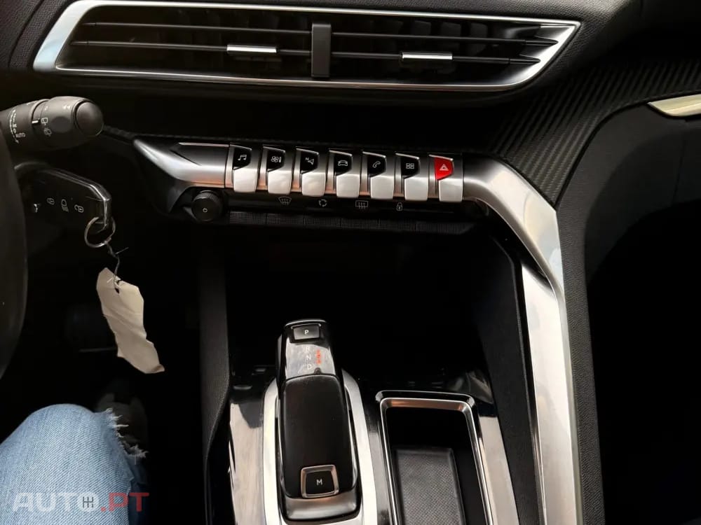 Peugeot 3008 1.6 BlueHDi Allure EAT6