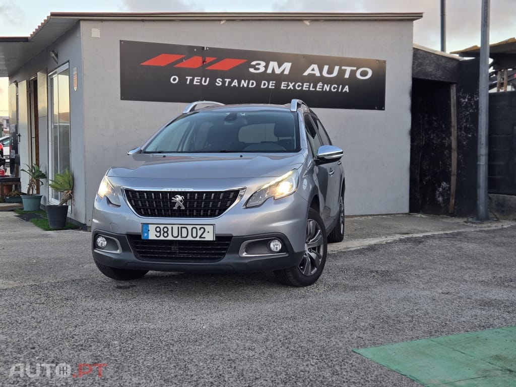 Peugeot 2008 1.2 PureTech Allure
