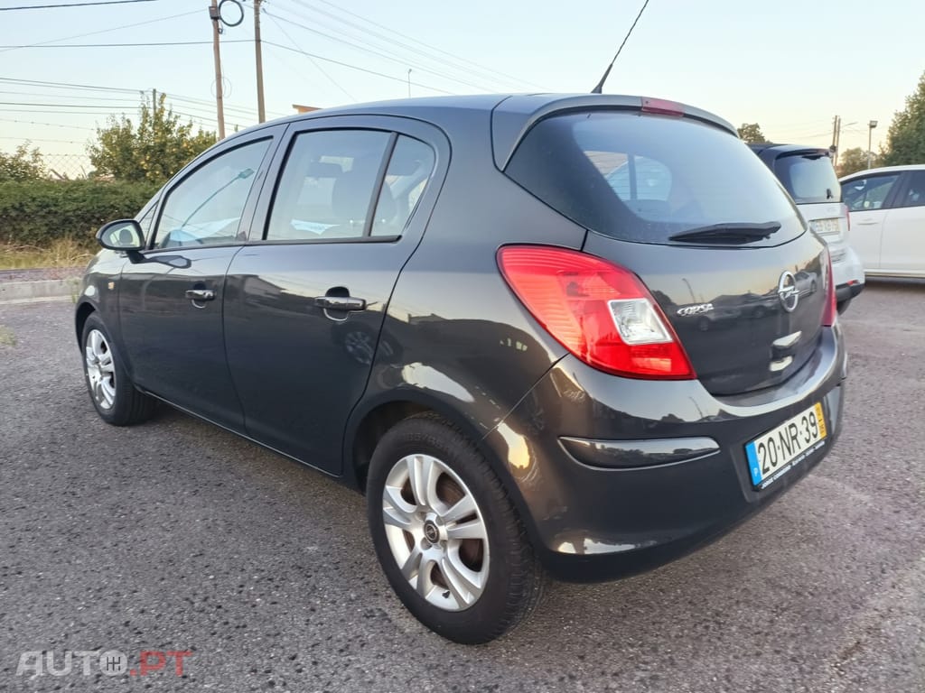 Opel Corsa 1.2 Enjoy