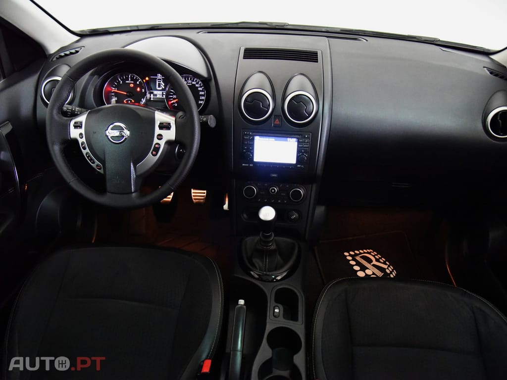 Nissan Qashqai +2 1.6 dCi Tekna Premium 18 360 S&S