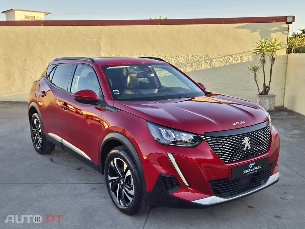 Peugeot 2008 1.2 PureTech Allure Pack