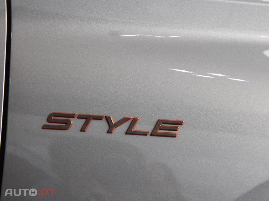Peugeot 308 Style 1.5 BLUEHDI 130 CV