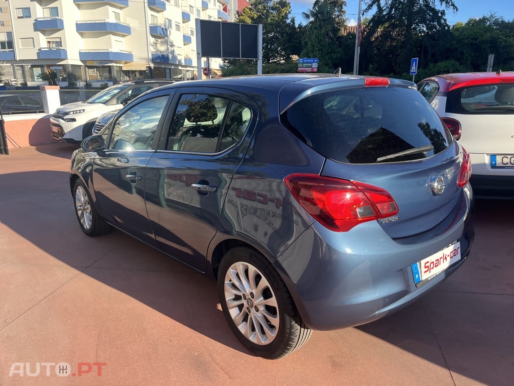 Opel Corsa 1.4 Innovation J17 Easytronic